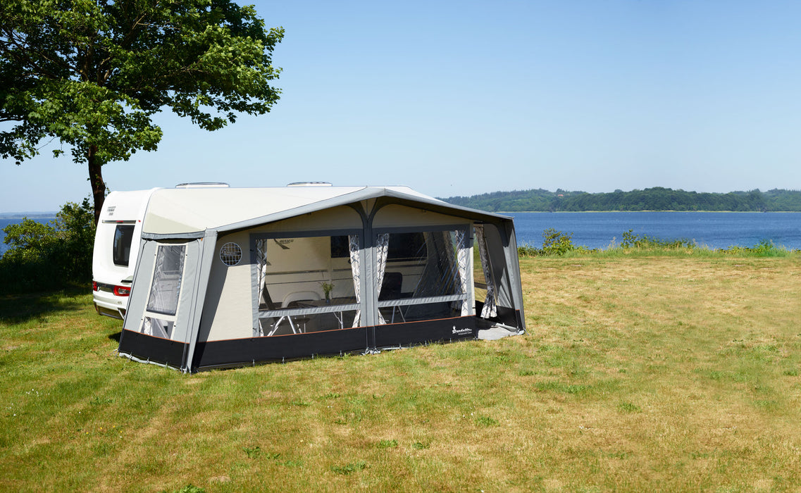 Isabella Ambassador Dawn - Zinox - G16/925